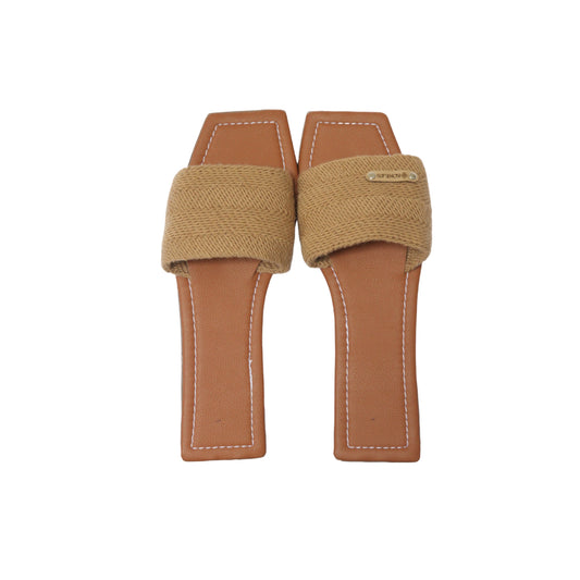 Sandalias Wayuu Cuadradas Elegantes - Tejidas a Mano